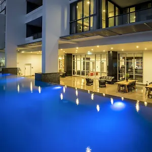 Synergy Broadbeach - Official Aparthotel Gold Coast