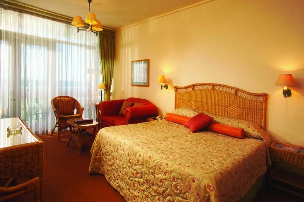 Brookes Hill Suites Hotel Port Elizabeth